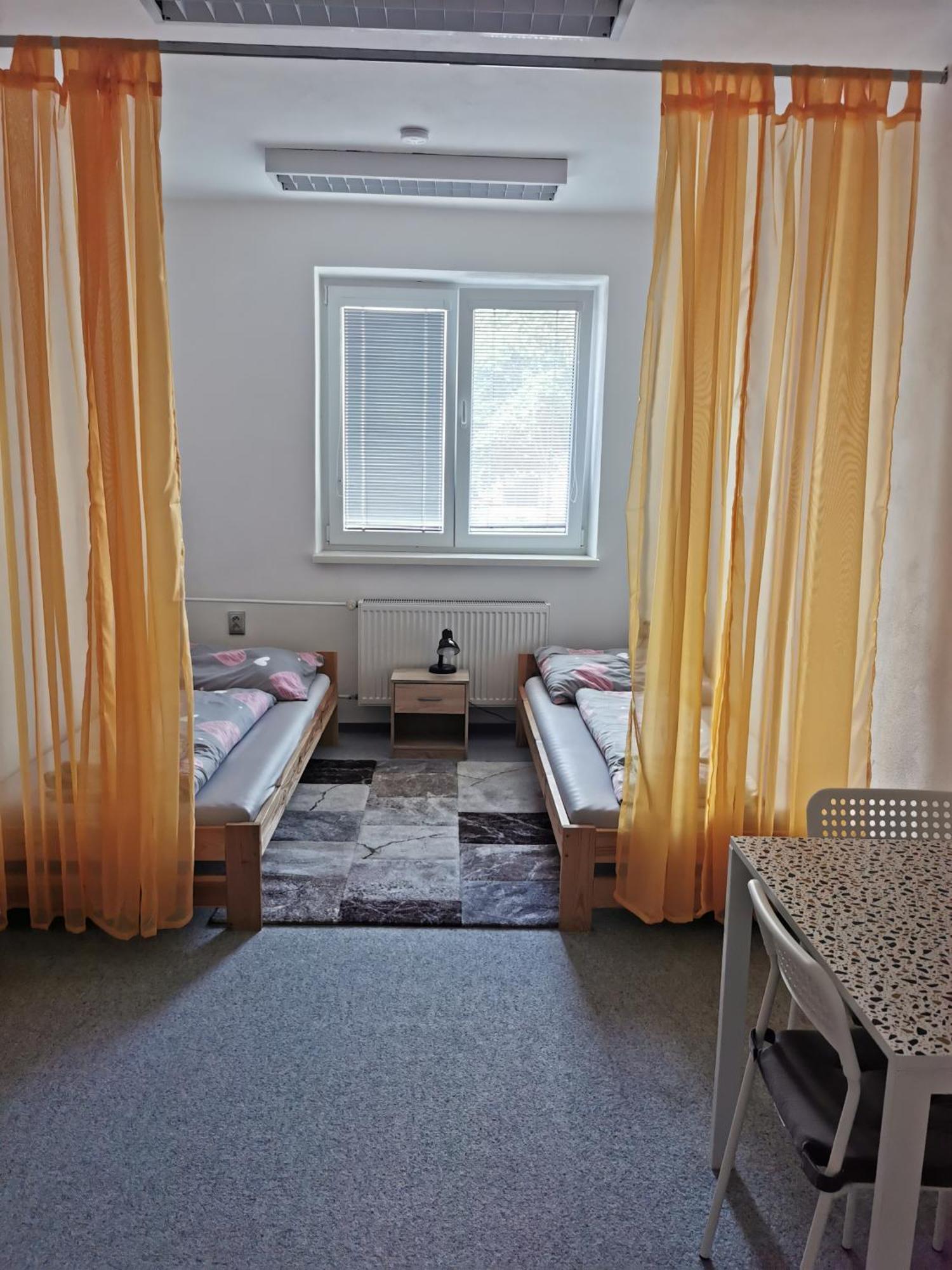 A Pousada Living Bratislava By The Bus Station Exterior foto